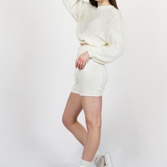 Loungewear 3 colors and all sizes available - Picture 1 of 6